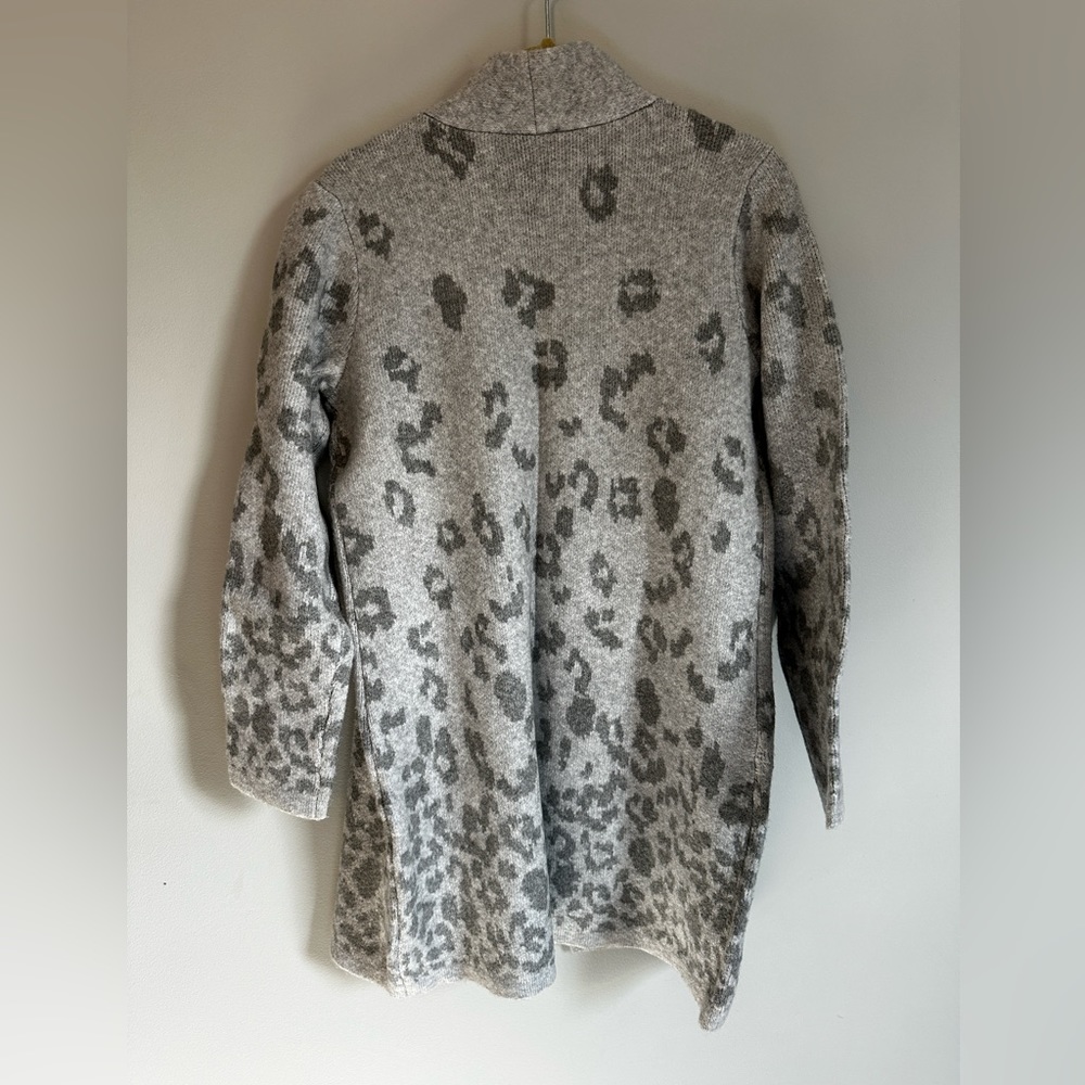 Nwot Talbots Shadow Leopard Print Flyaway Sweater - image 2